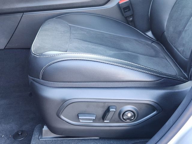 New 2026 Jeep Grand Cherokee Altitude AWD/4WD image 18