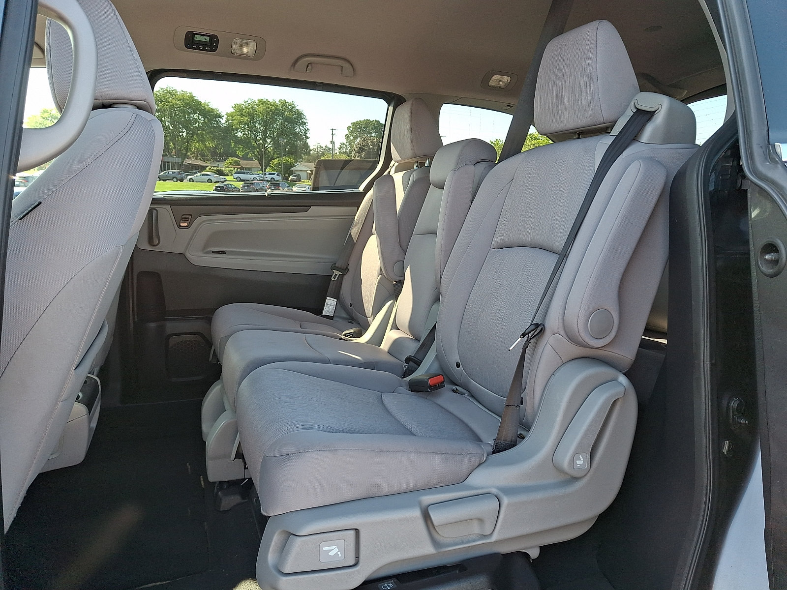 Used 2019 Honda Odyssey EX image 11
