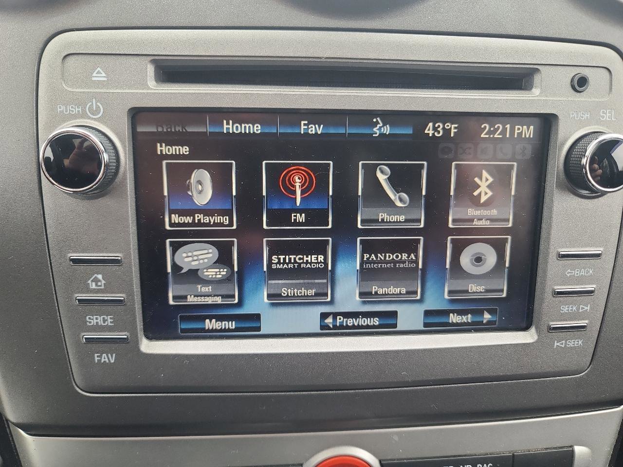 Used 2014 Chevrolet Captiva Sport LT w/ Convenience Package FWD image 18