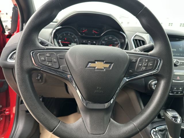 Used 2018 Chevrolet Cruze LT w/ Convenience Package image 13