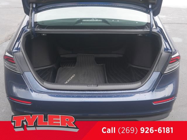 Used 2024 Honda Accord EX image 16