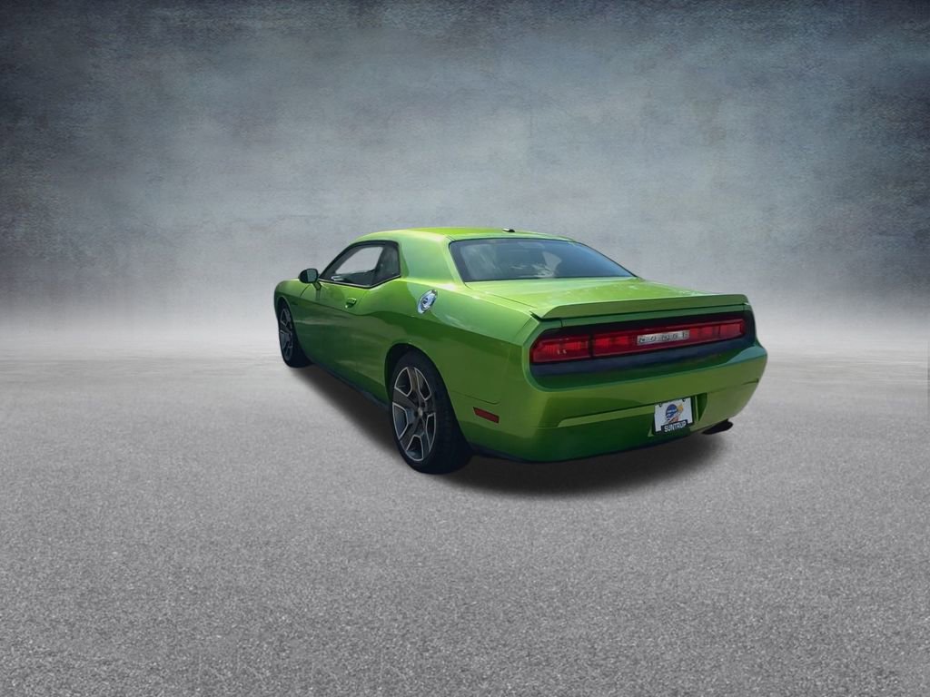 Used 2011 Dodge Challenger R/T image 18