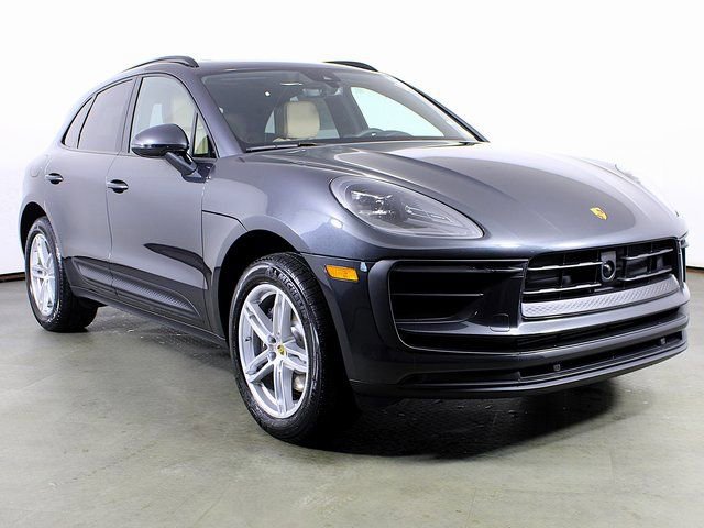 New 2026 Porsche Macan image 9