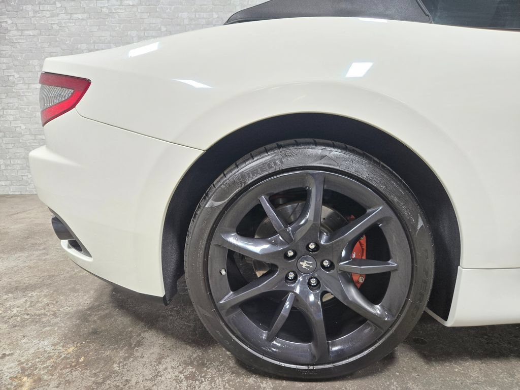 Used 2016 Maserati GranTurismo Sport RWD image 53