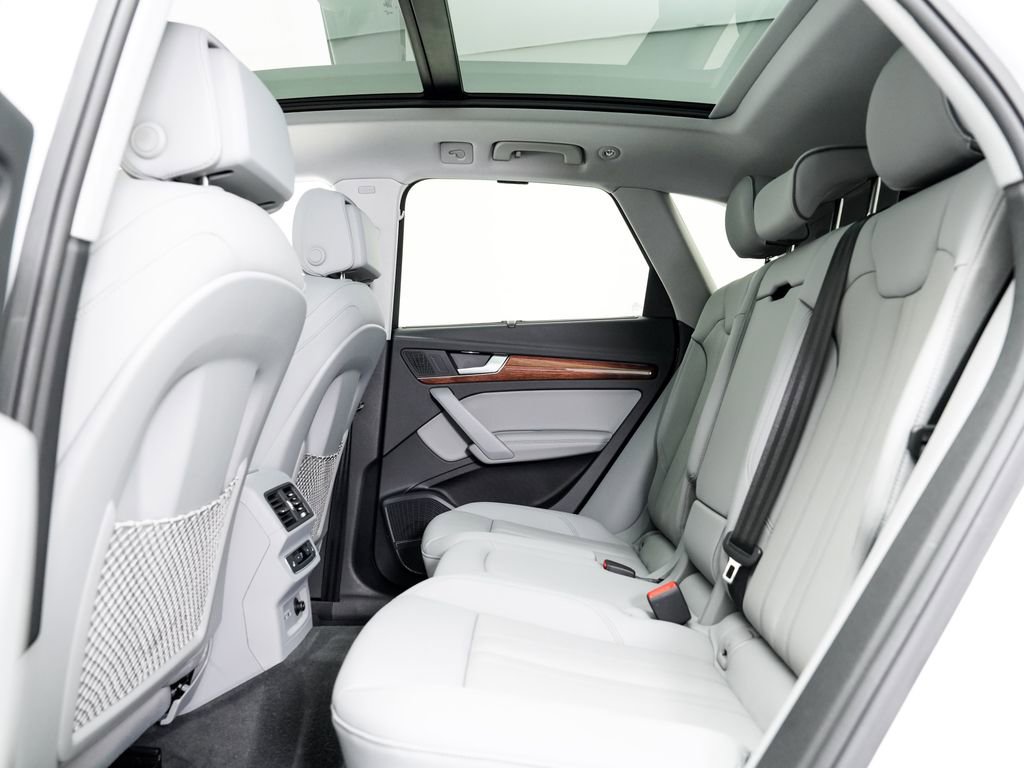 Certified 2023 Audi Q5 2.0T Prestige AWD/4WD image 23