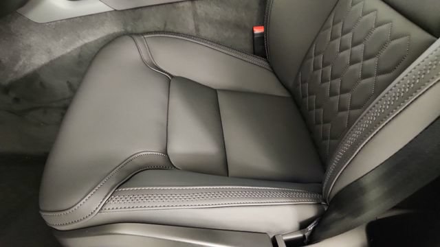New 2026 Volvo XC90 B6 Plus w/ Protection Package AWD/4WD image 13