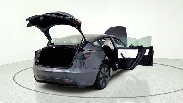 Used 2026 Tesla Model 3 RWD image 18