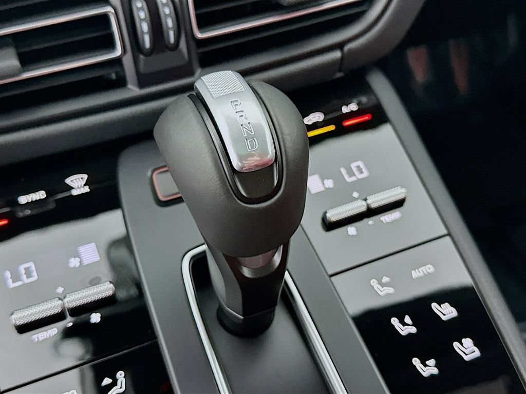 New 2026 Porsche Macan S AWD/4WD image 19