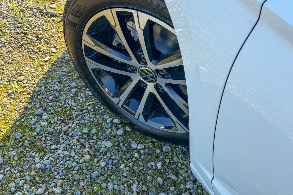 New 2026 Volkswagen Jetta Sport FWD image 11