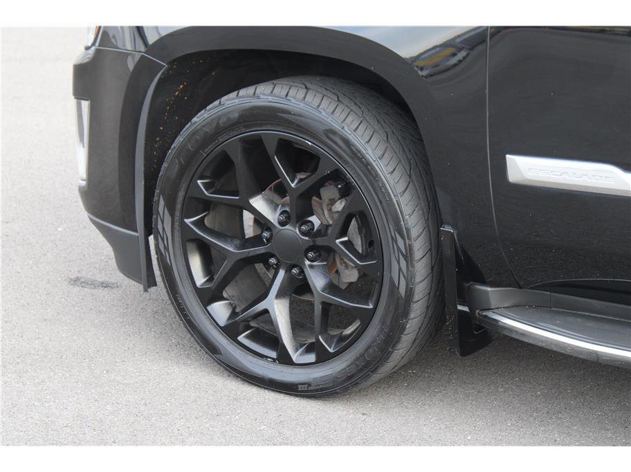 Used 2016 Cadillac Escalade ESV Luxury image 6