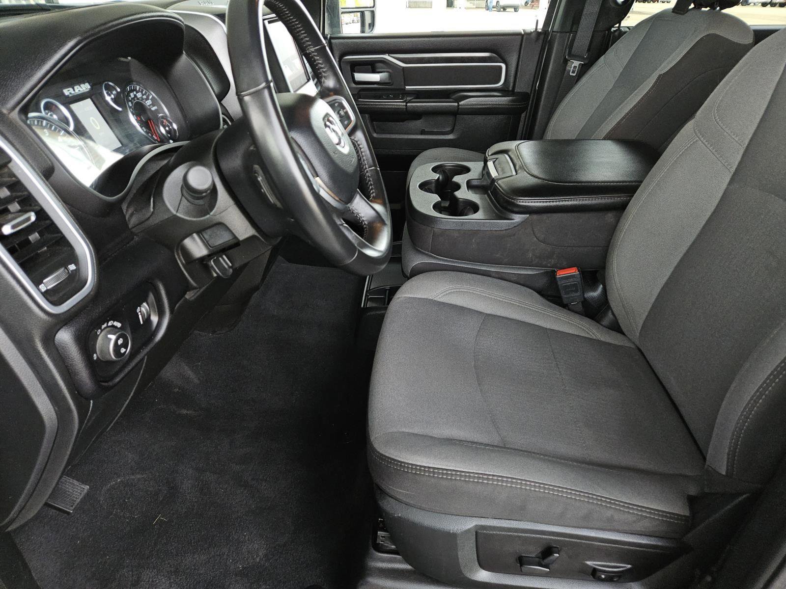 Used 2024 RAM 2500 Big Horn image 24