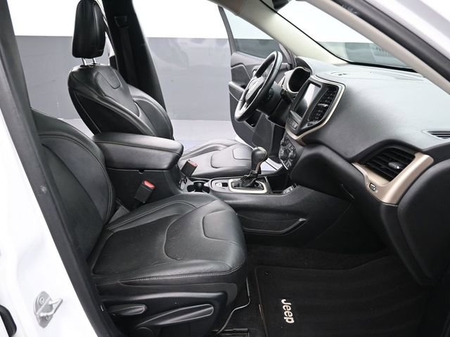 Used 2018 Jeep Cherokee Limited w/ Technology Group image 16