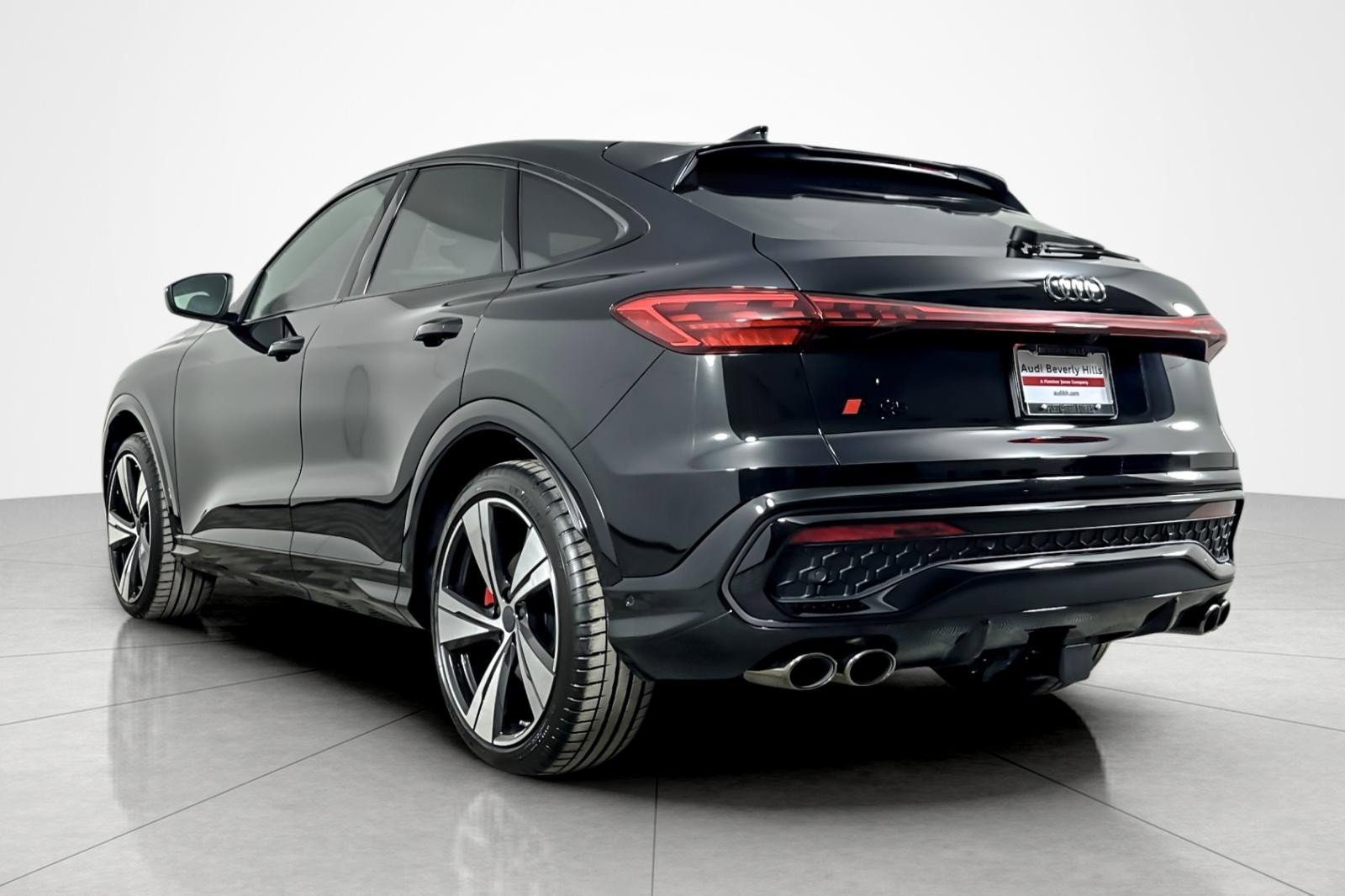 New 2026 Audi SQ5 Premium Plus image 4