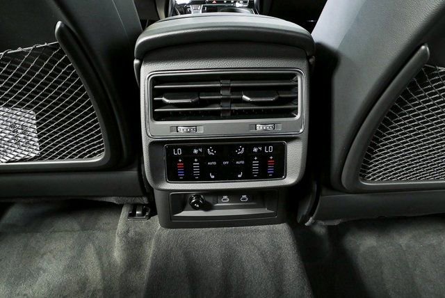 New 2026 Audi Q8 Prestige image 21