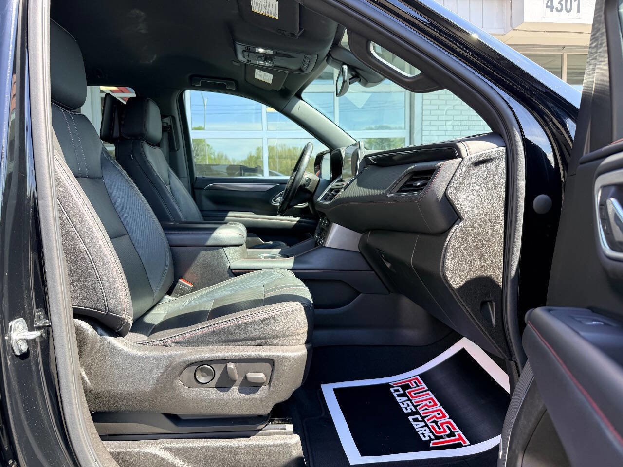 Used 2021 Chevrolet Tahoe RST w/ Luxury Package image 45