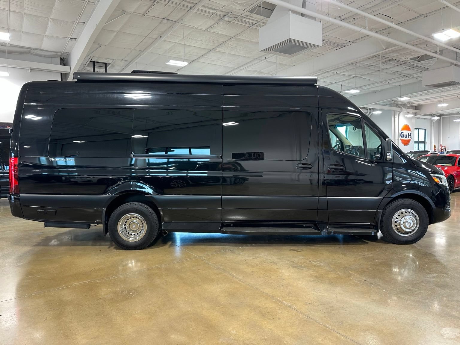 Used 2022 Mercedes-Benz Sprinter 3500 w/ Parking Package image 10