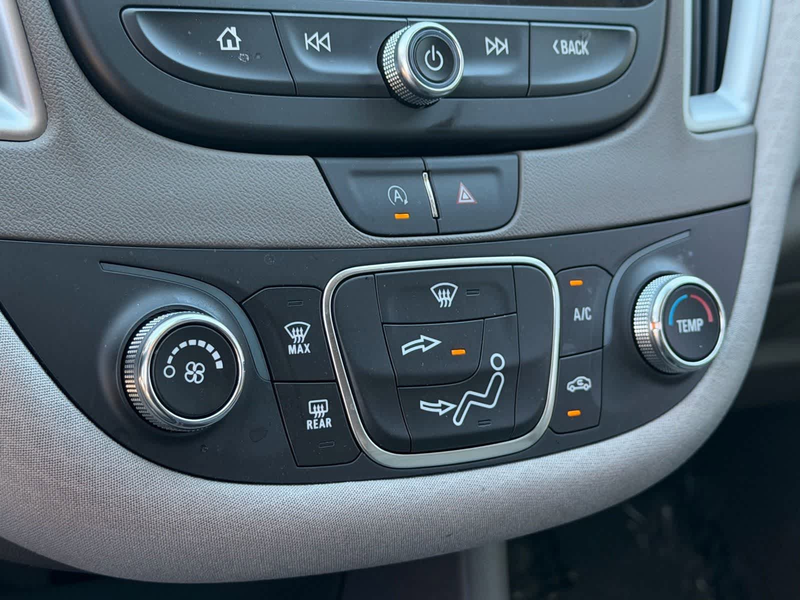 Used 2025 Chevrolet Malibu LS FWD image 26