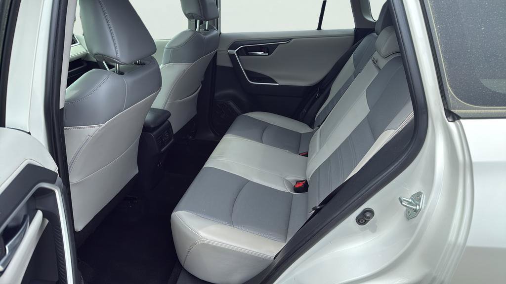 Used 2020 Toyota RAV4 Limited AWD/4WD image 20