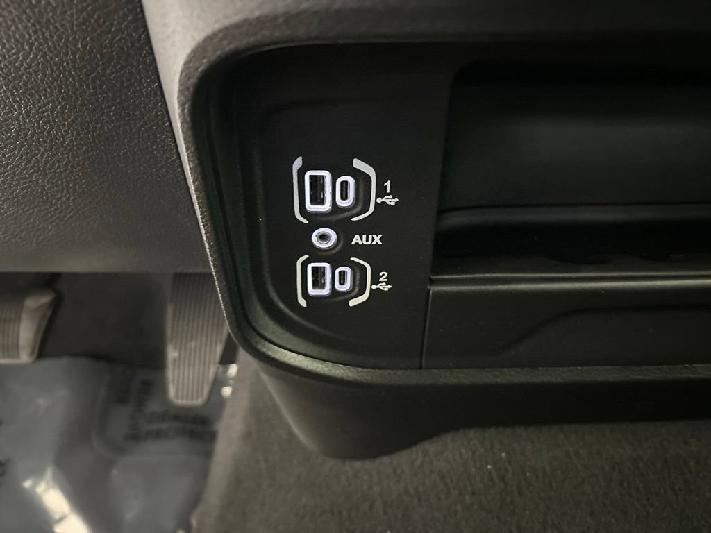 Used 2025 RAM 2500 Big Horn AWD/4WD image 50