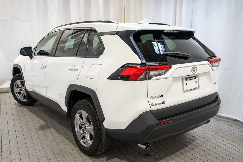 Used 2024 Toyota RAV4 XLE image 4