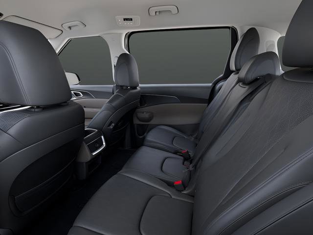 New 2026 Kia Carnival LXS image 18