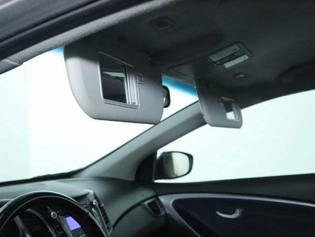 Used 2014 Hyundai Elantra GT w/ Option Group 02 image 19