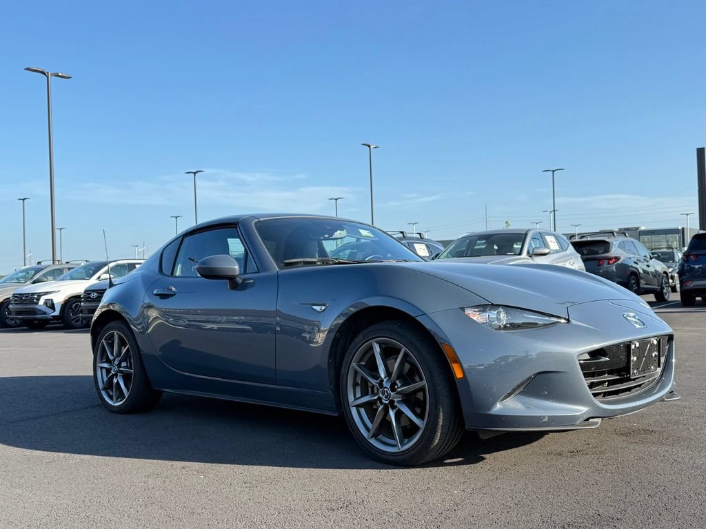 Used 2021 MAZDA MX-5 Miata RF Grand Touring RWD image 3