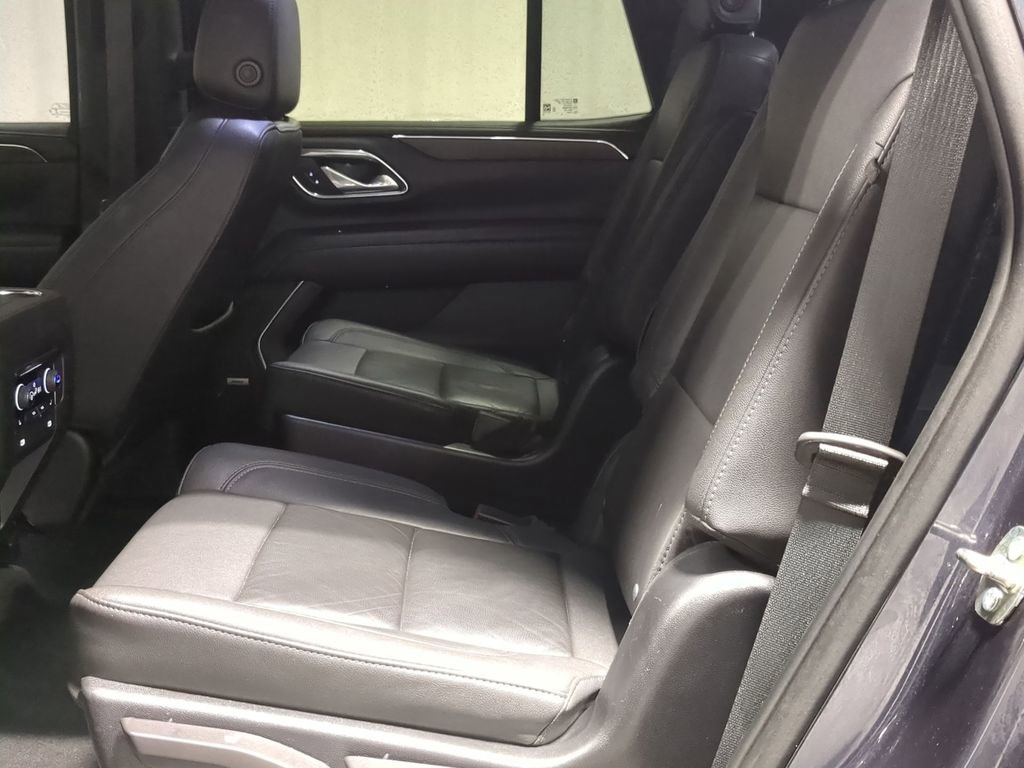 Used 2023 Chevrolet Tahoe Z71 w/ Luxury Package image 34