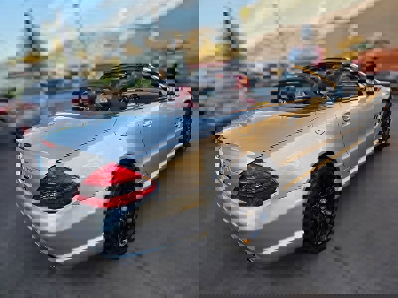 Used 2012 Mercedes-Benz SL 550 image 16