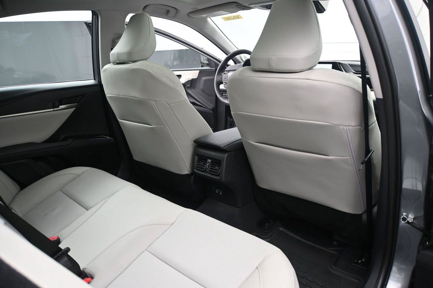 Used 2025 Toyota Camry XLE w/ Premium Plus Package AWD/4WD image 21
