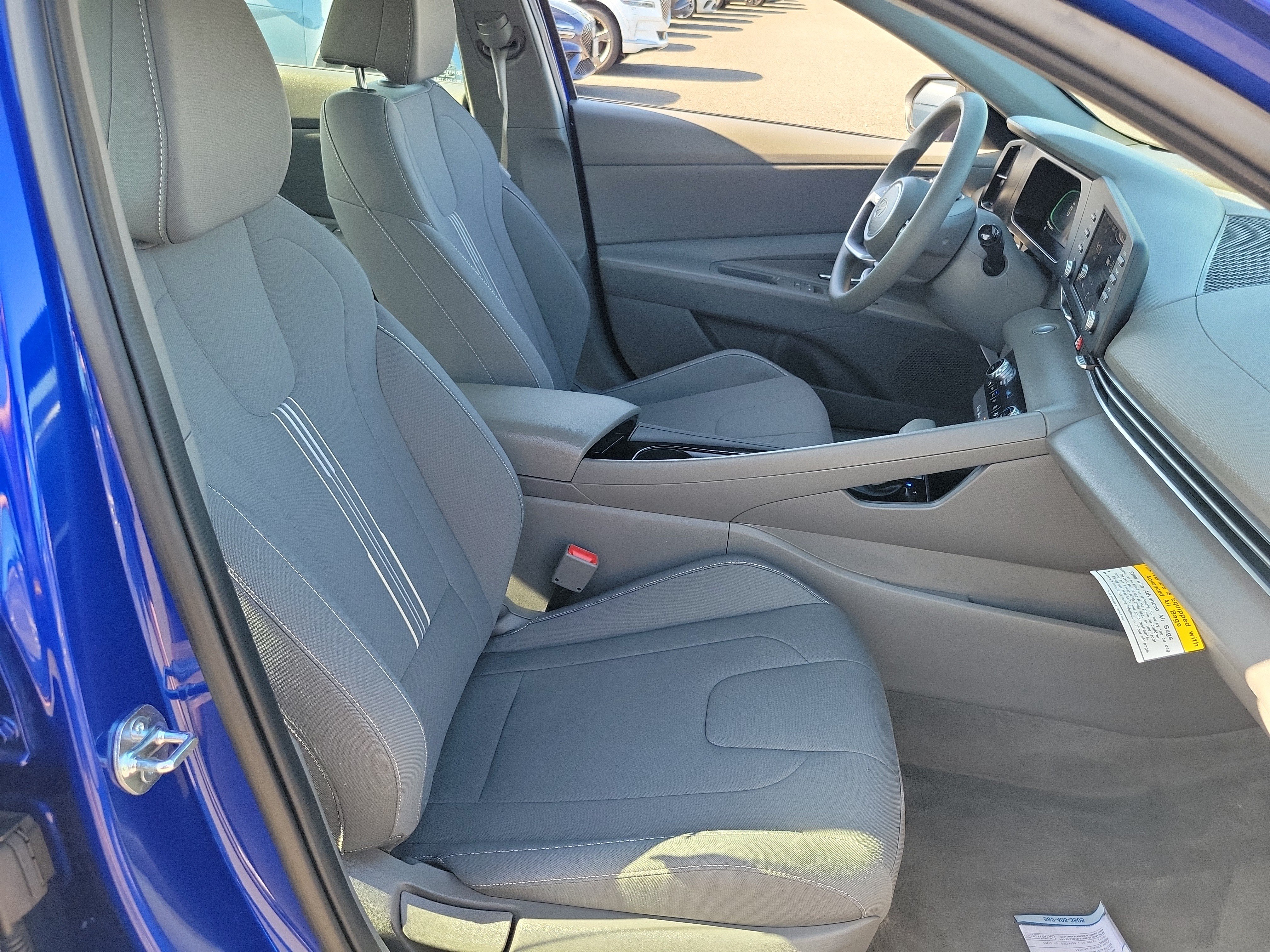 Certified 2025 Hyundai Elantra Hybrid FWD image 21