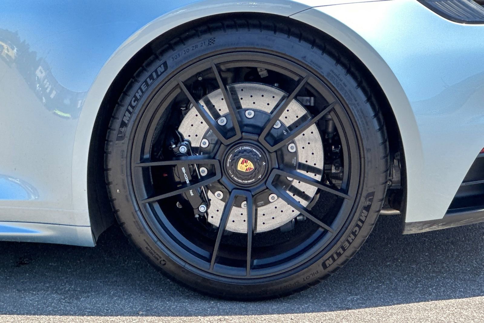 Used 2023 Porsche 911 Targa 4 GTS image 43