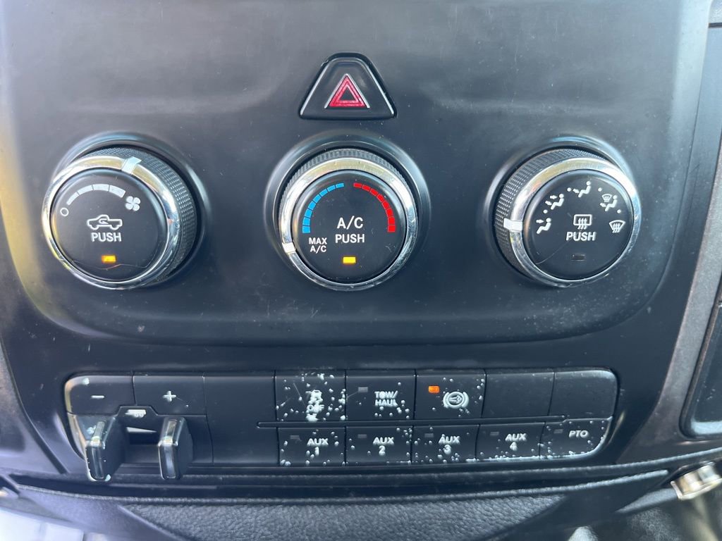 Used 2016 RAM 4500 Tradesman w/ Chrome Appearance Group AWD/4WD image 18