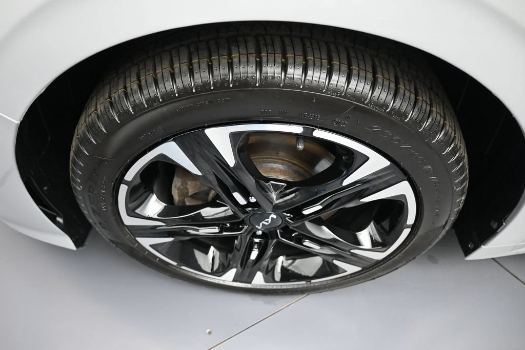 Certified 2023 Kia K5 GT-Line w/ GT-Line Premium Package AWD/4WD image 14