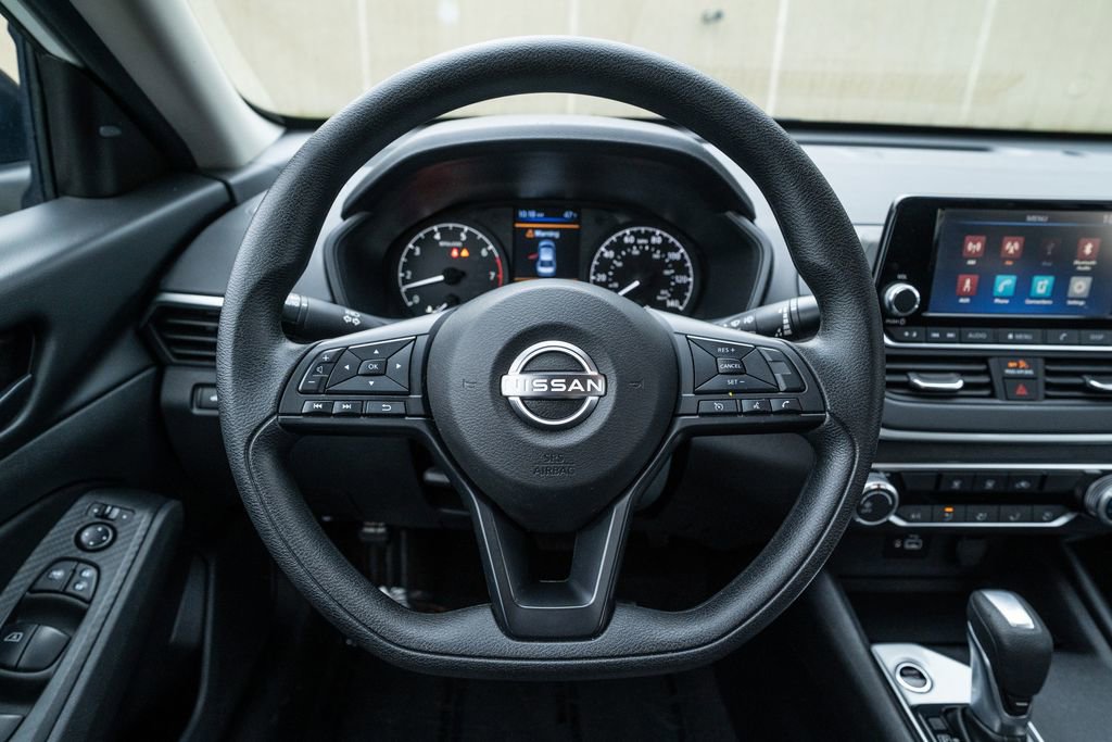 Used 2024 Nissan Altima 2.5 S image 10
