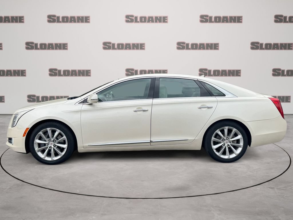 Used 2013 Cadillac XTS Premium AWD/4WD image 2