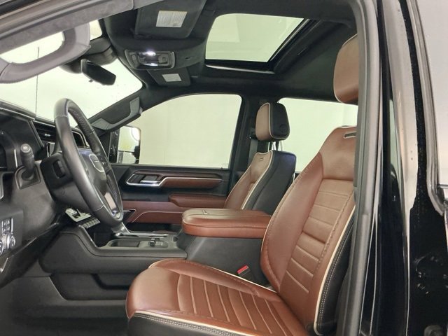 Used 2024 GMC Sierra 3500 Denali Ultimate image 17