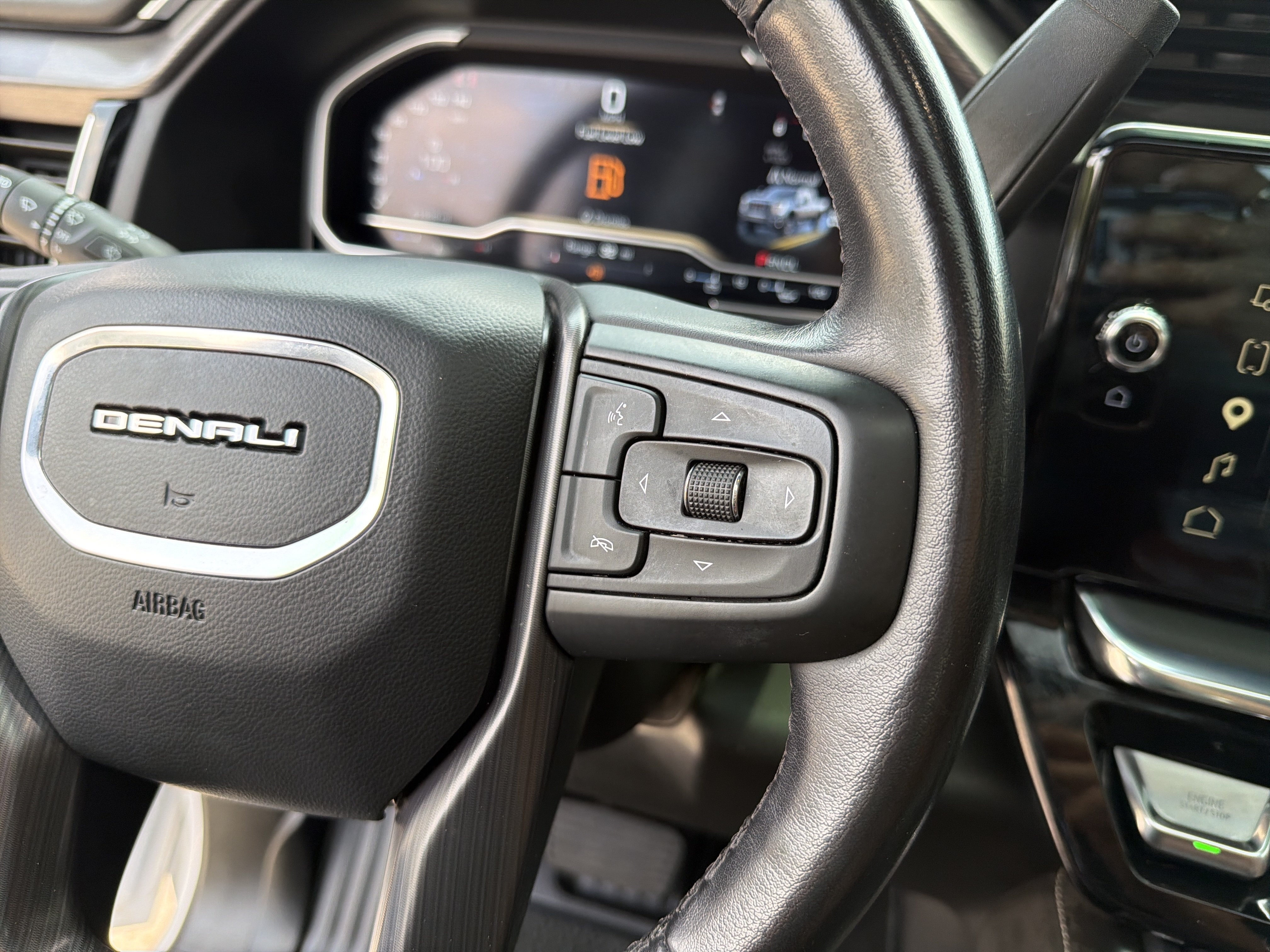 Used 2024 GMC Sierra 2500 Denali Ultimate w/ Max Trailering Package AWD/4WD image 13