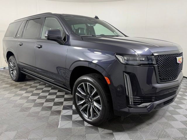 Used 2022 Cadillac Escalade ESV Sport Platinum AWD/4WD image 10