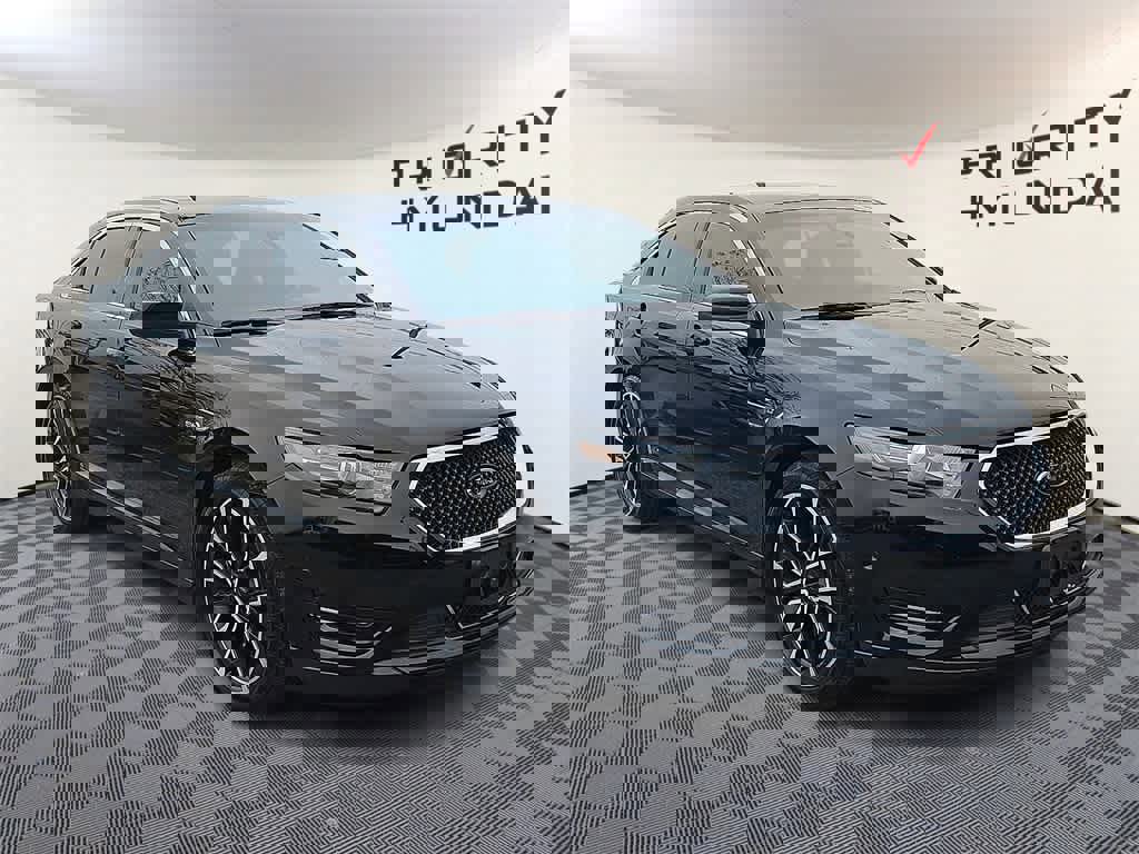 Used 2018 Ford Taurus SHO w/ Driver Assist Package image 3