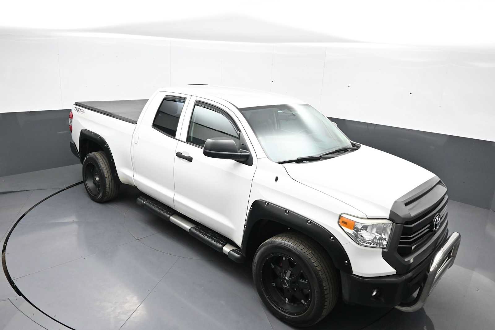 Used 2016 Toyota Tundra SR w/ Exterior Package AWD/4WD image 34