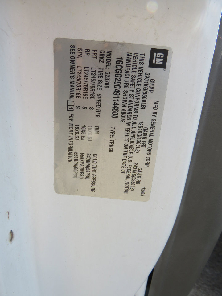 Used 2009 Chevrolet Express 2500 Extended image 38