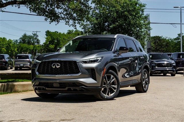 New 2025 INFINITI QX60 Luxe w/ Vision Package image 2