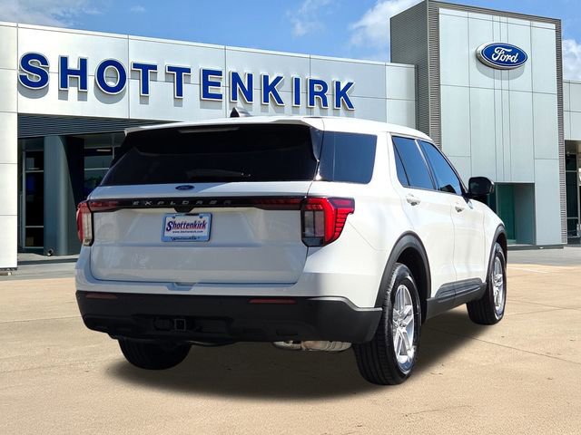 New 2026 Ford Explorer Active RWD image 8