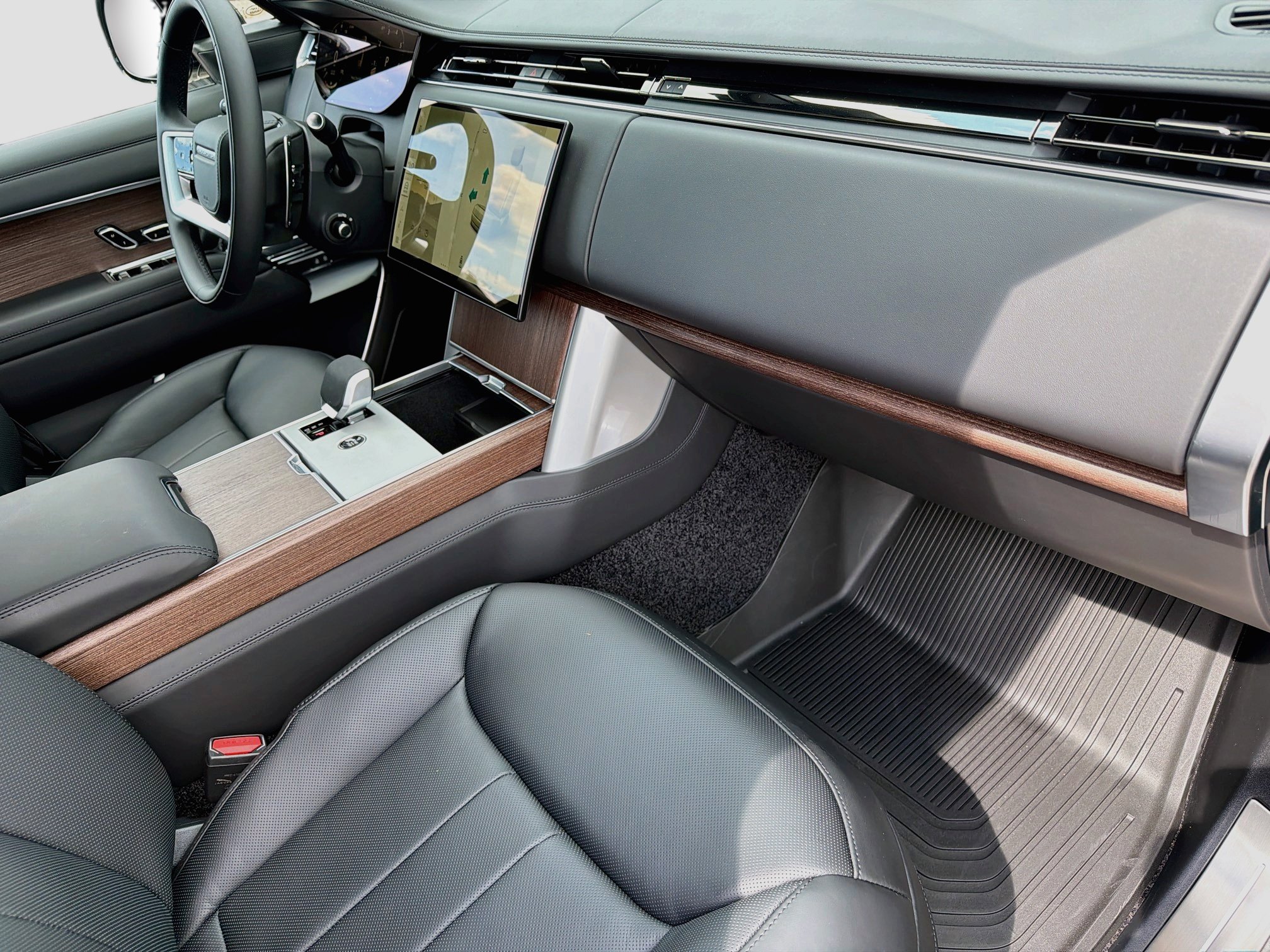 New 2026 Land Rover Range Rover SE AWD/4WD image 15