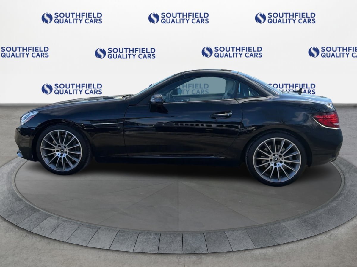 Used 2020 Mercedes-Benz SLC 300 w/ Premium Package image 3