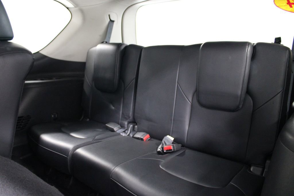 Used 2024 Nissan Armada SL image 27