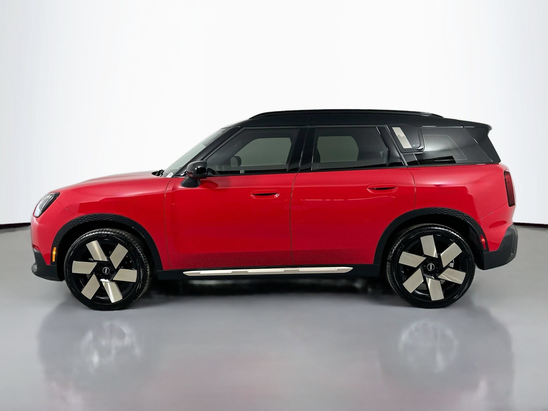 Certified 2025 MINI Cooper Countryman S AWD/4WD image 35