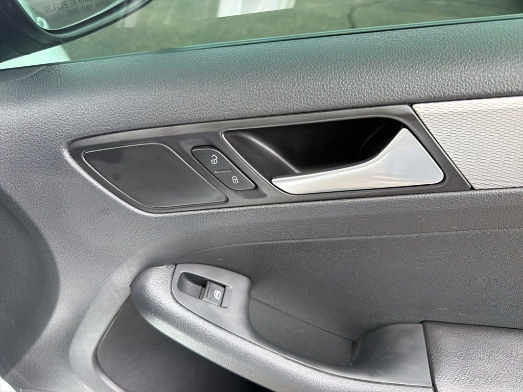 Used 2018 Volkswagen Jetta S image 29