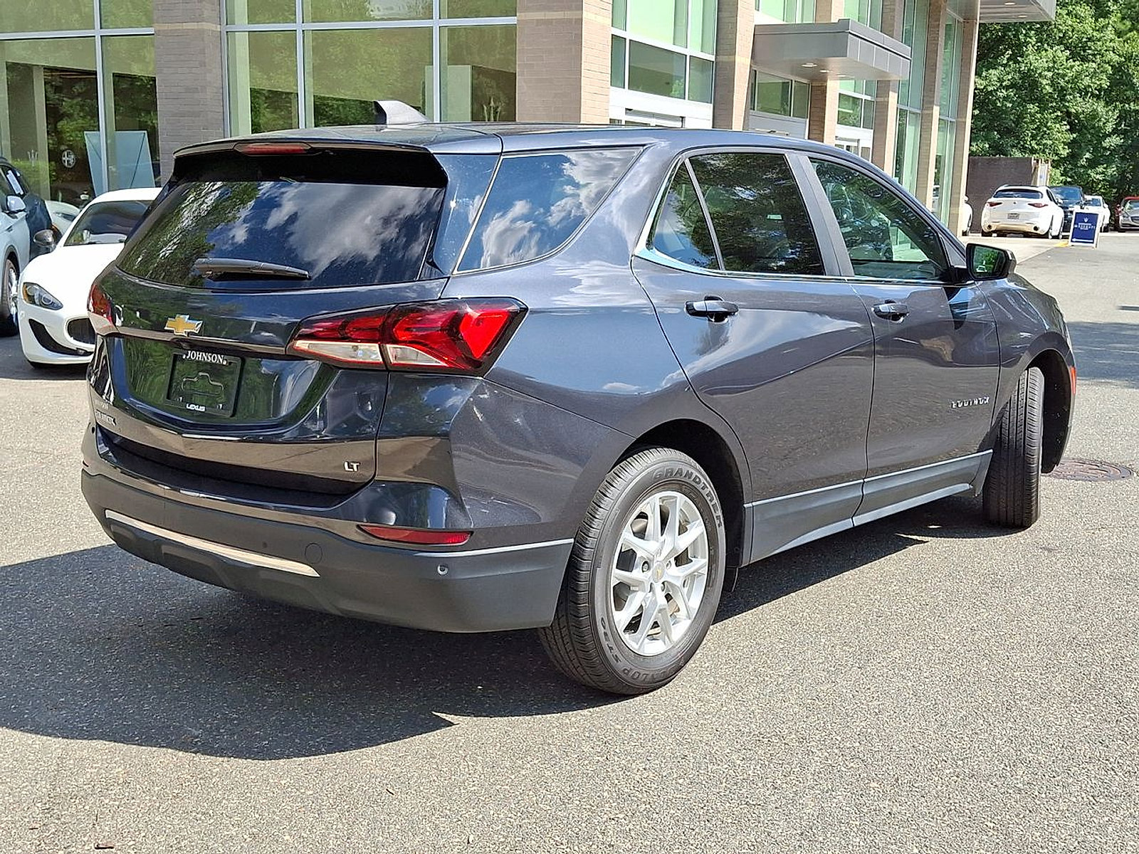 Used 2022 Chevrolet Equinox LT image 25
